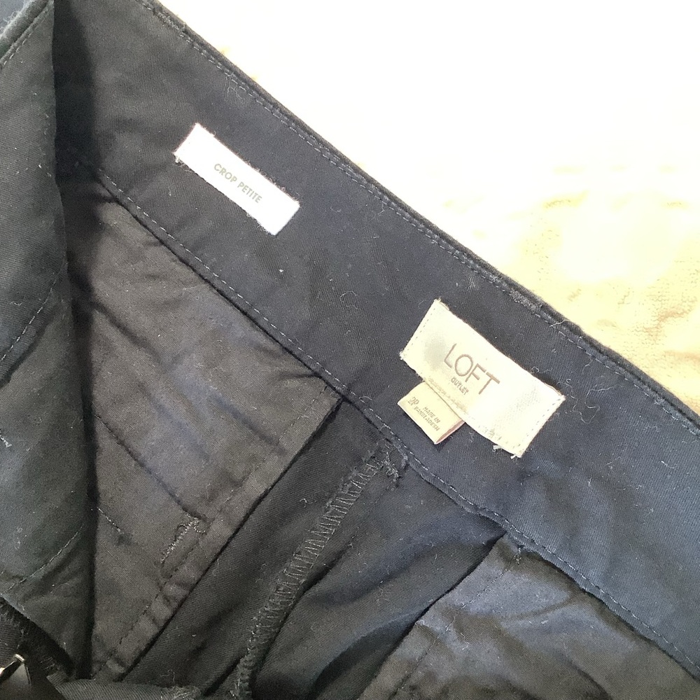Loft CROPPED PETITE pants, black, size 2P - Picture 4 of 9